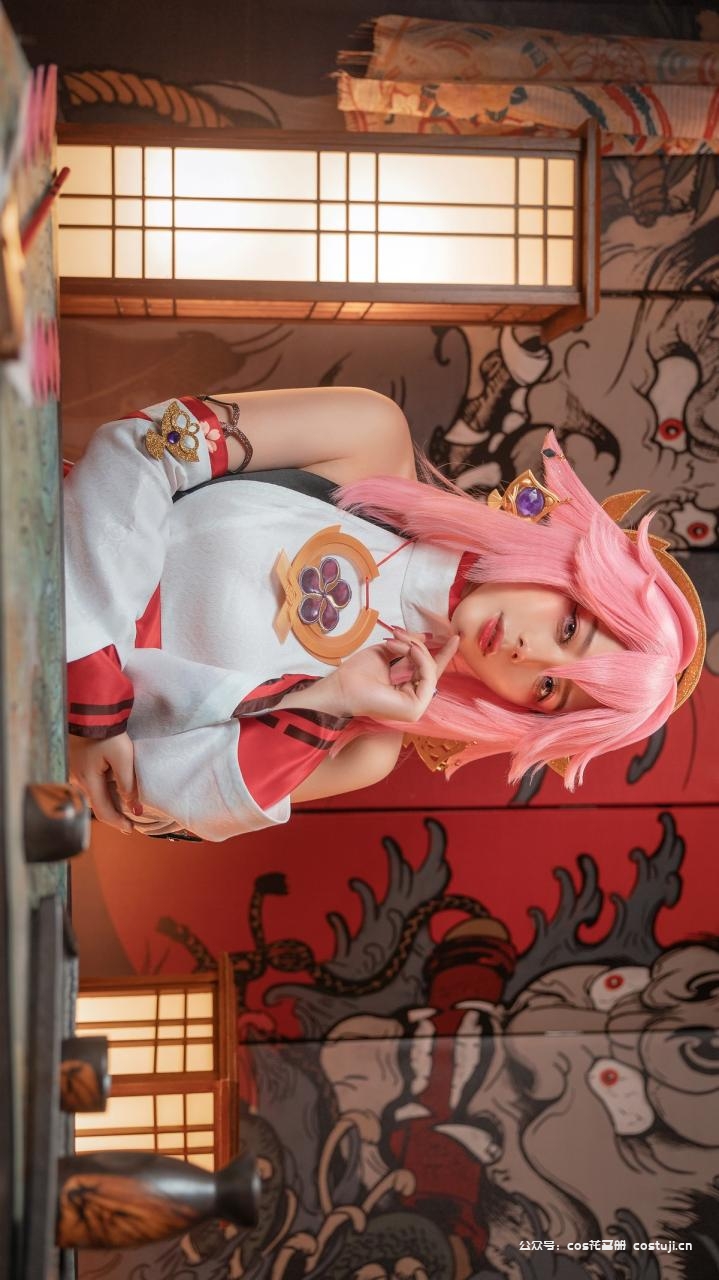 Cosplay 九言 八重神子