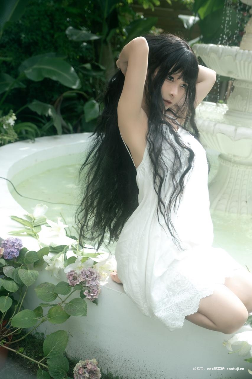 蠢沫沫-白色吊带[35P] 小姐姐 预览3图