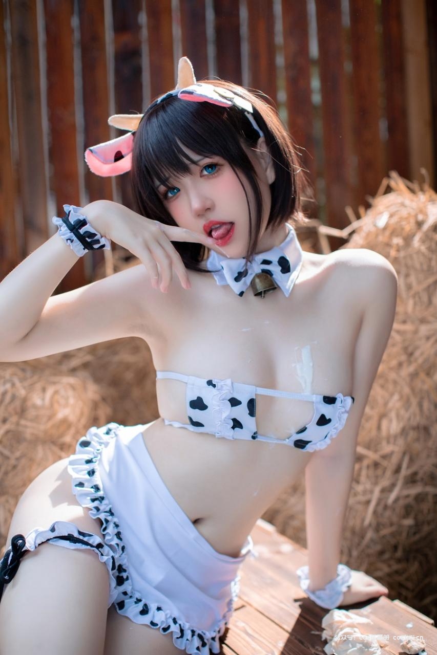 阿薰kaOri-小薰喝牛奶[57P] 小姐姐 预览2图