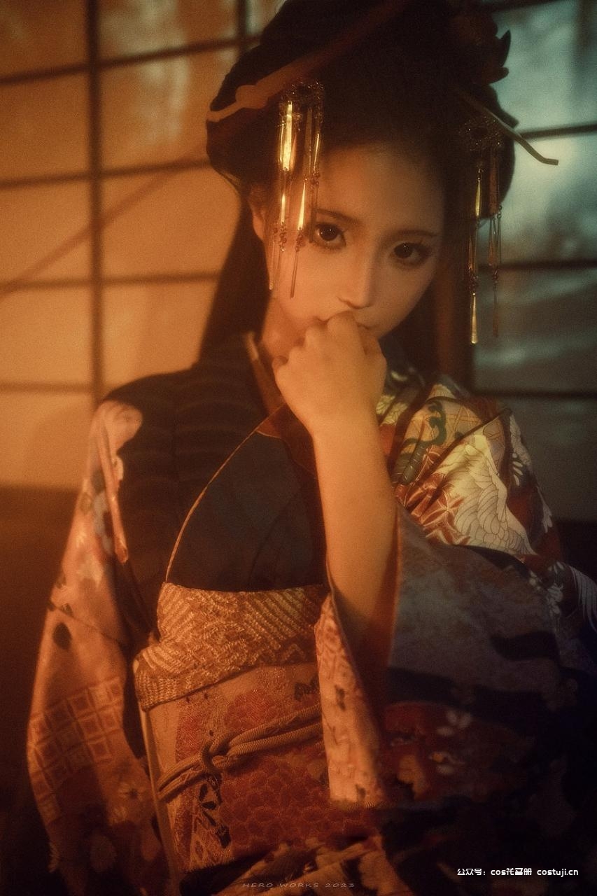 蠢沫沫-微光和服[21P] 小姐姐 预览1图