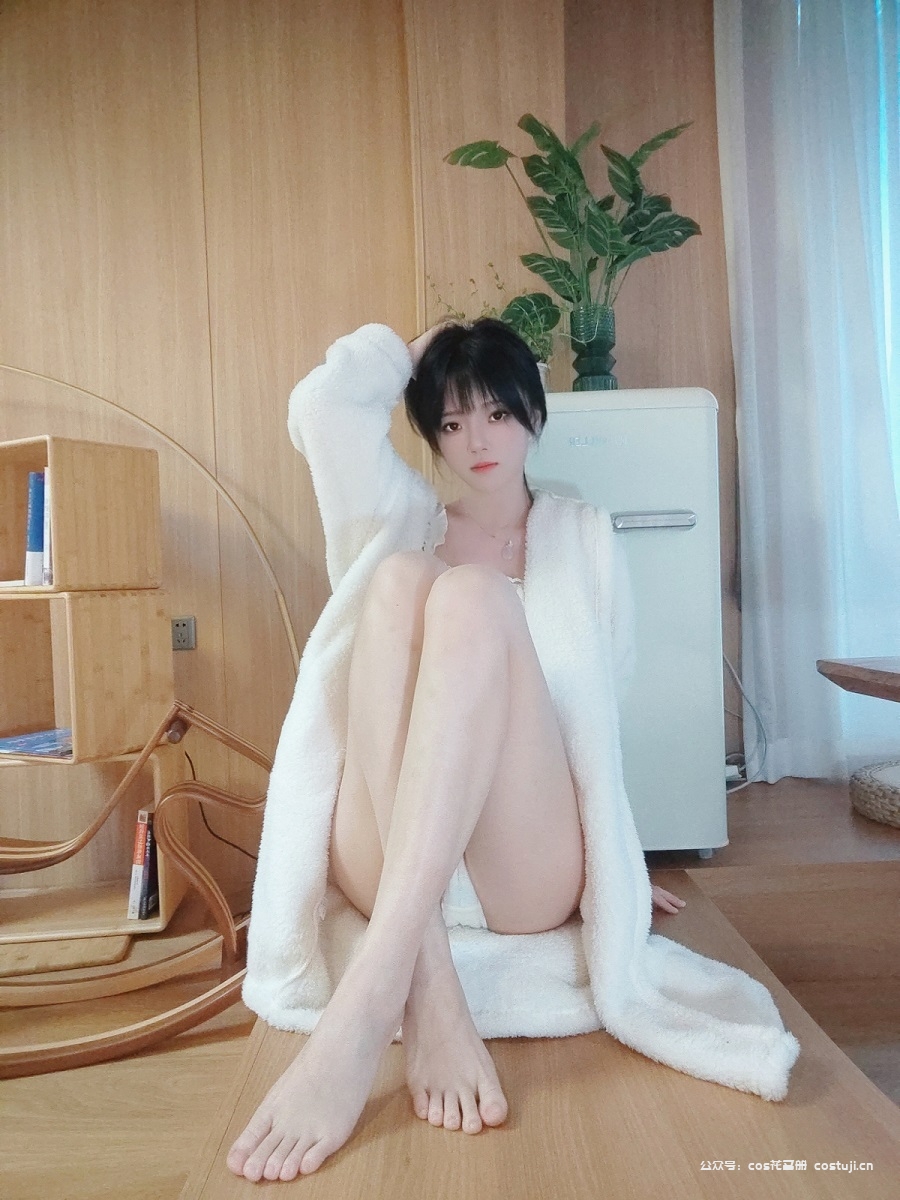 桜桃喵-糯米小圆子[30P] 小姐姐 预览2图