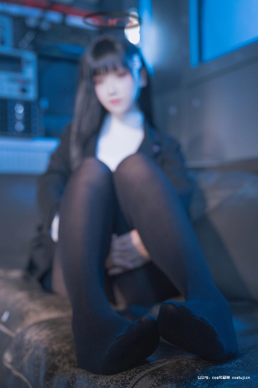lunananya-蔚蓝档案-调月莉音[30P] 小姐姐 预览3图