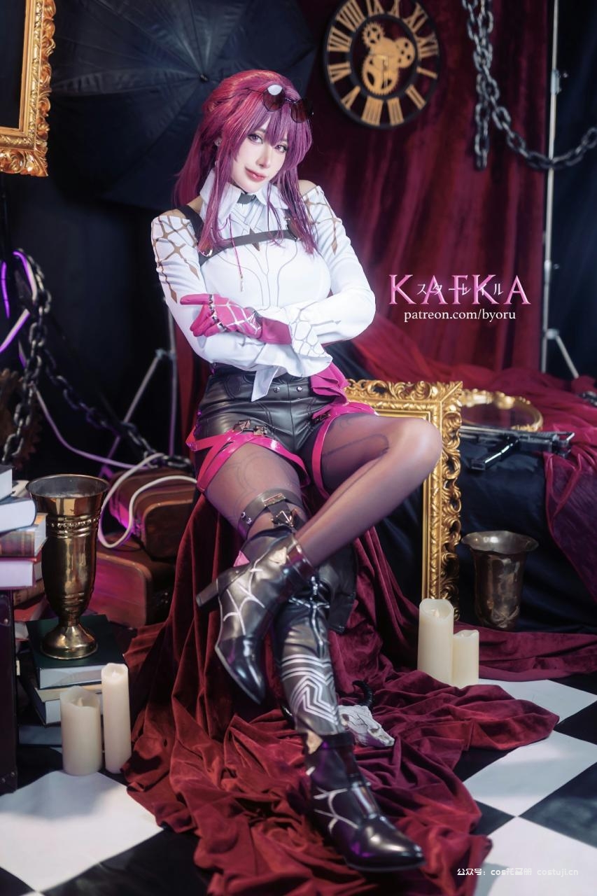 Byoru (ビョル) cosplay cosplay Kafka - HonkaiStar Rail (4).jpg