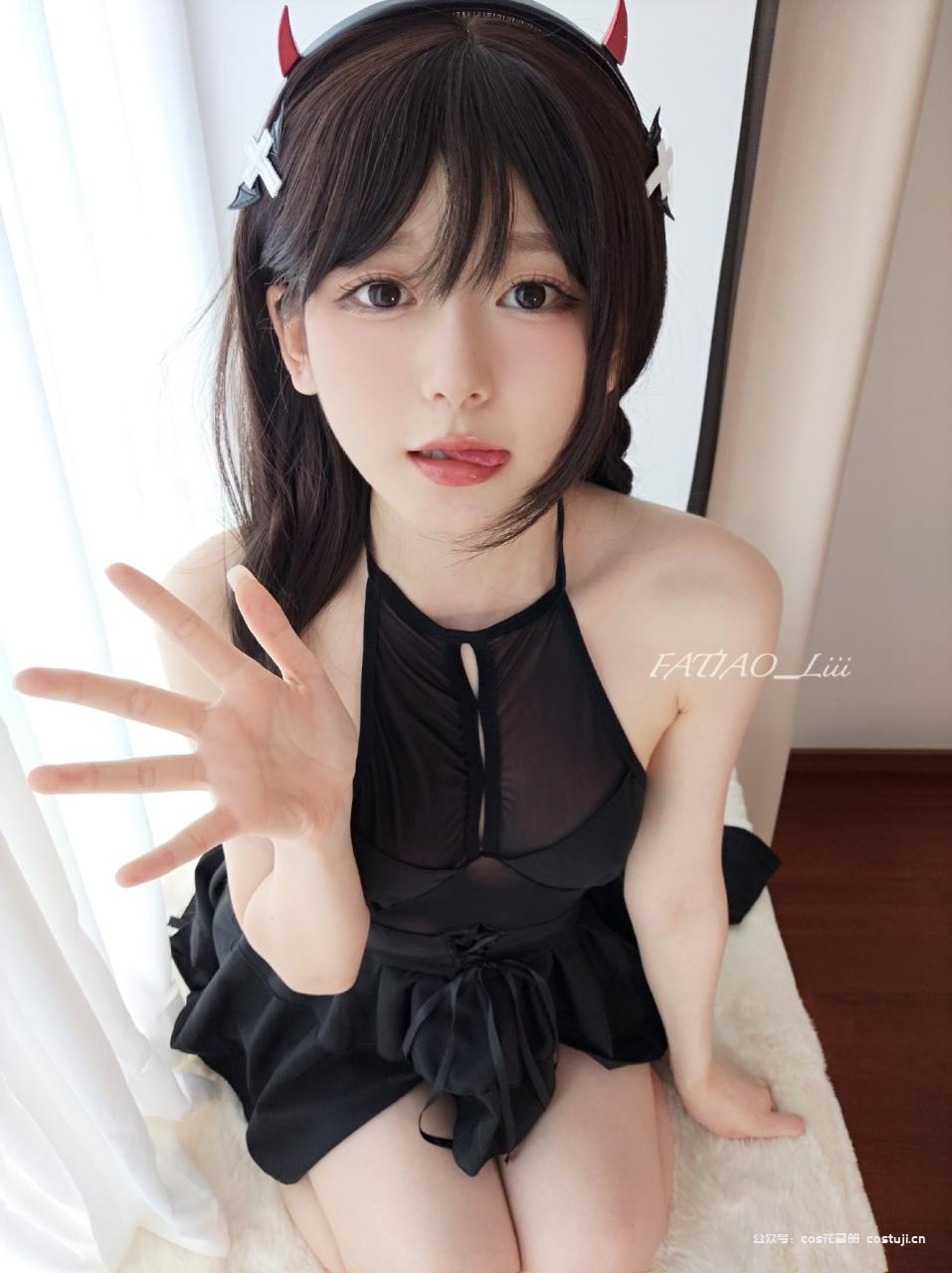 14794038.jpg