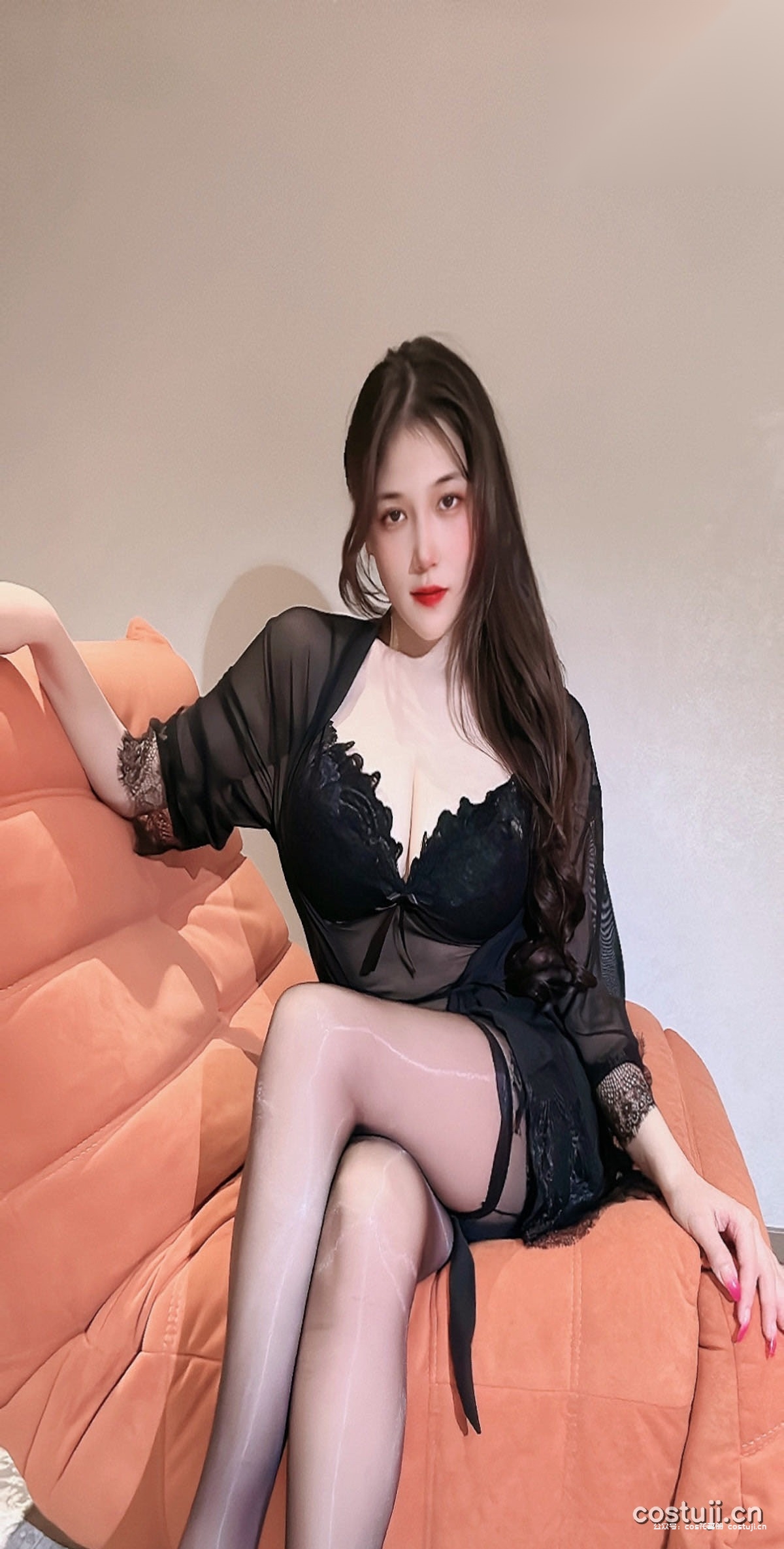 可可西yyy – 微密圈(VIP收费)系列图片&视频[51套-2026.4][网盘持续自动更新]