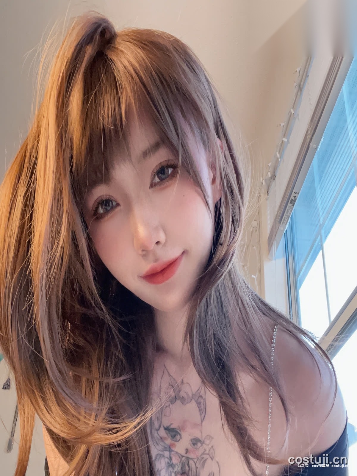 狐洛洛子 – 全套12期[4.9G-2025.8][网盘持续自动更新]