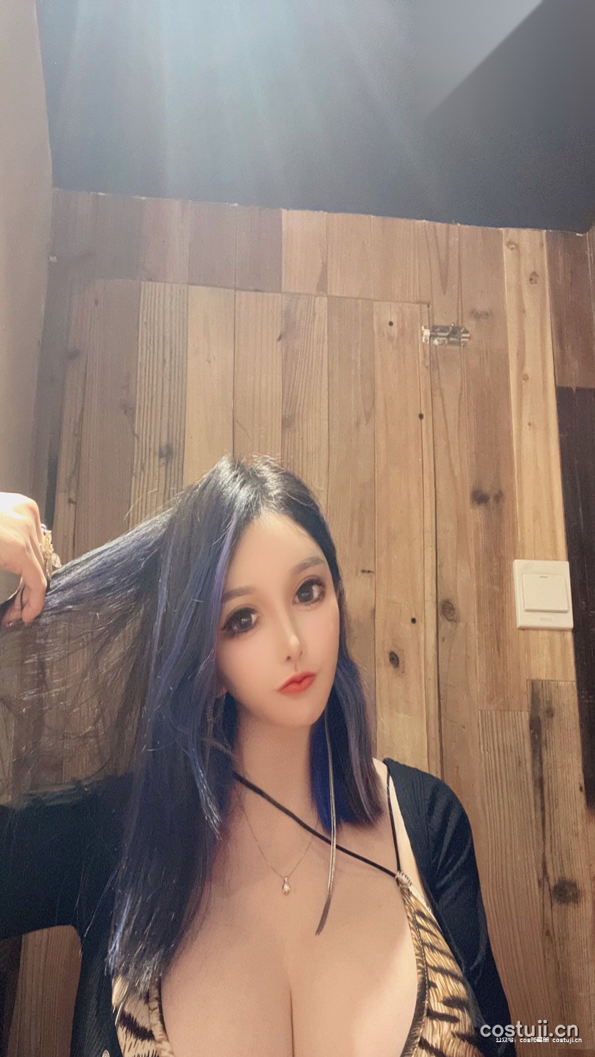 梦露veronica – 微密圈系列套图&视频[网盘持续自动更新]